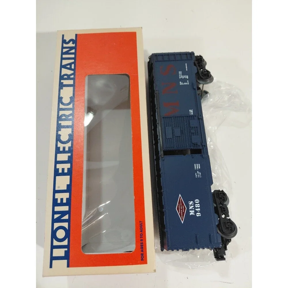 Lionel 6-9480 O Gauge Model Railroad Minneapolis Northfield & South Boxcar w/Box